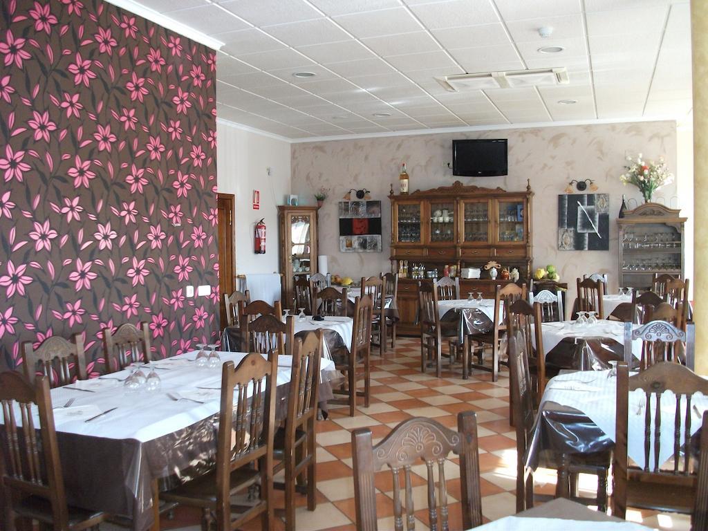 Hostal Cabañas Carboneras de Guadazaón Exterior foto